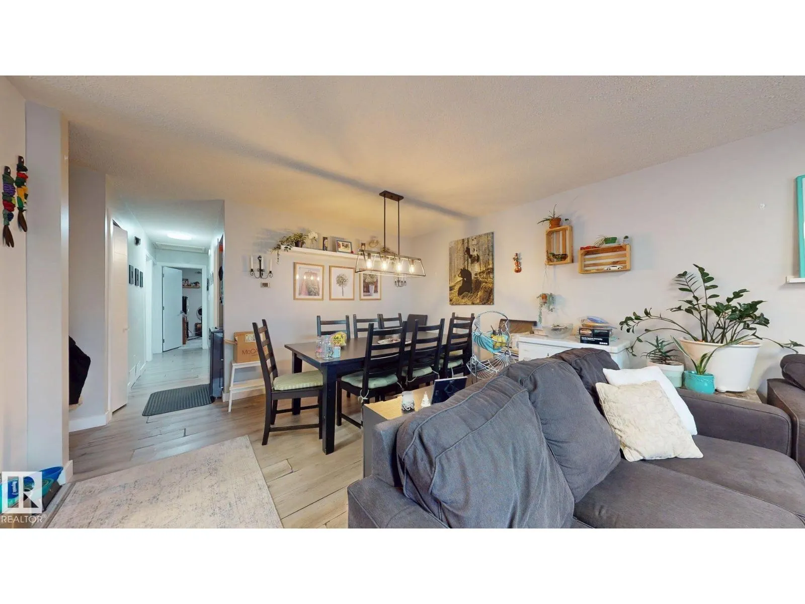 1436 62 ST NW