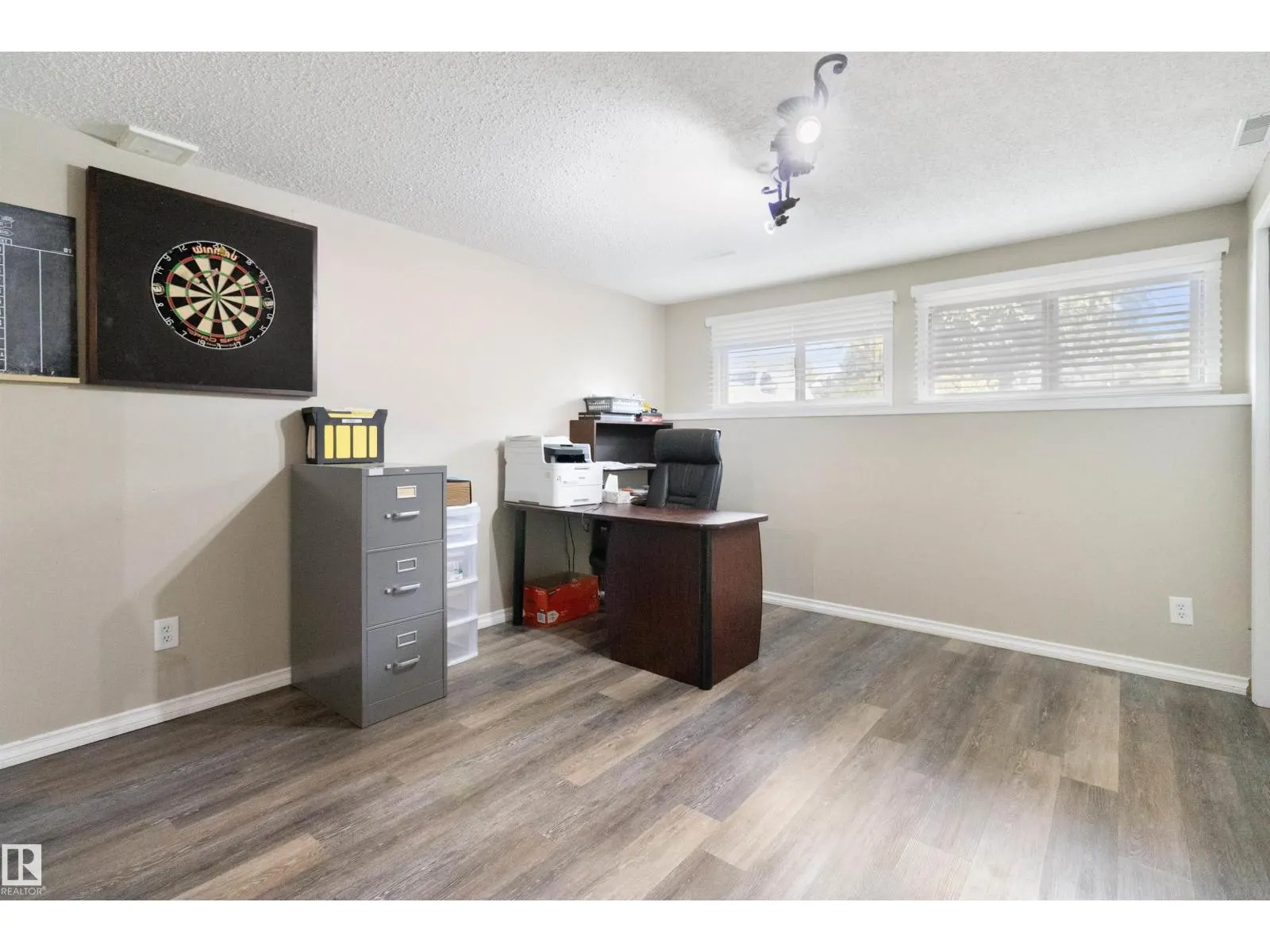 64 GREENWOOD WY