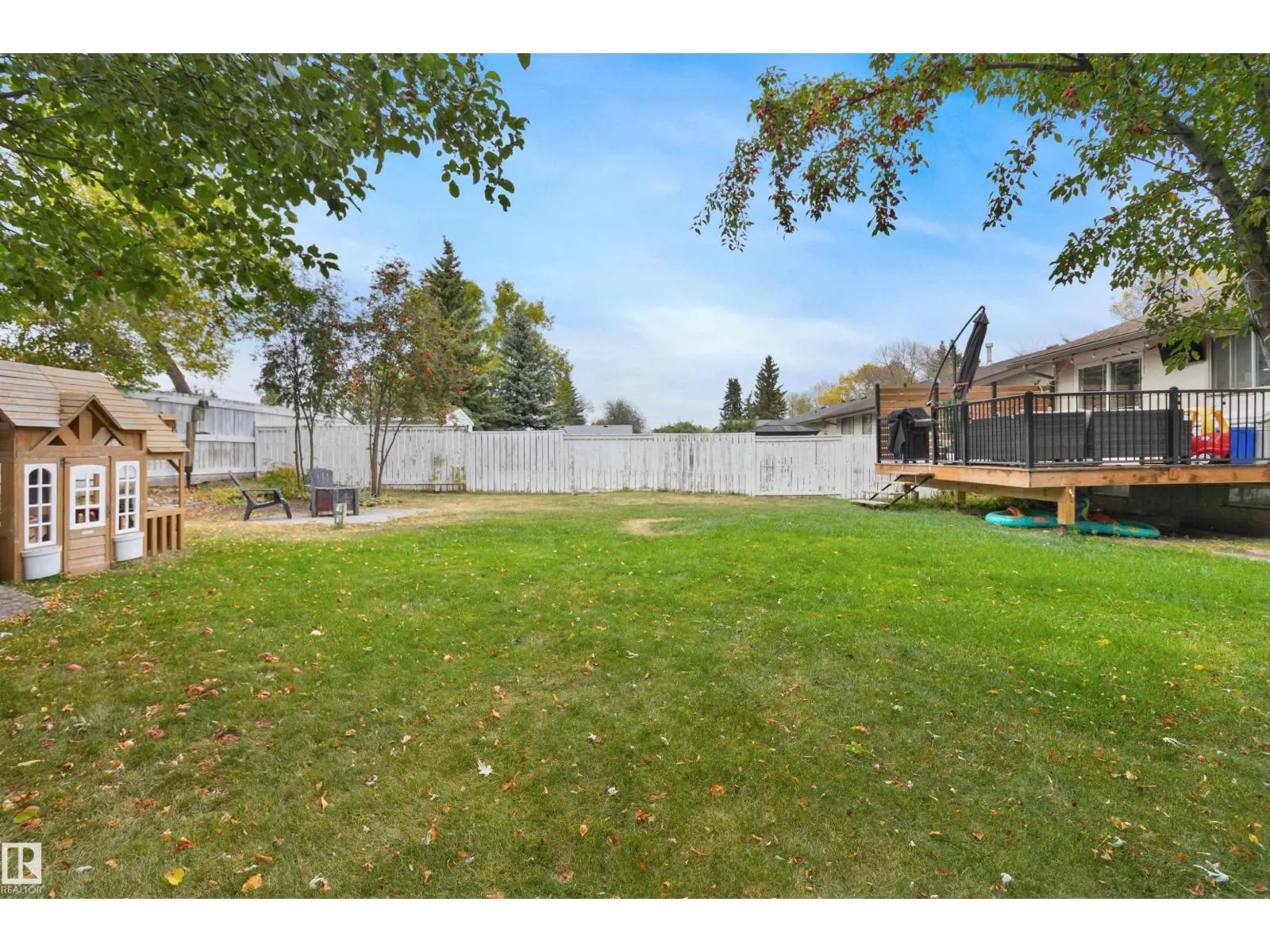 64 GREENWOOD WY