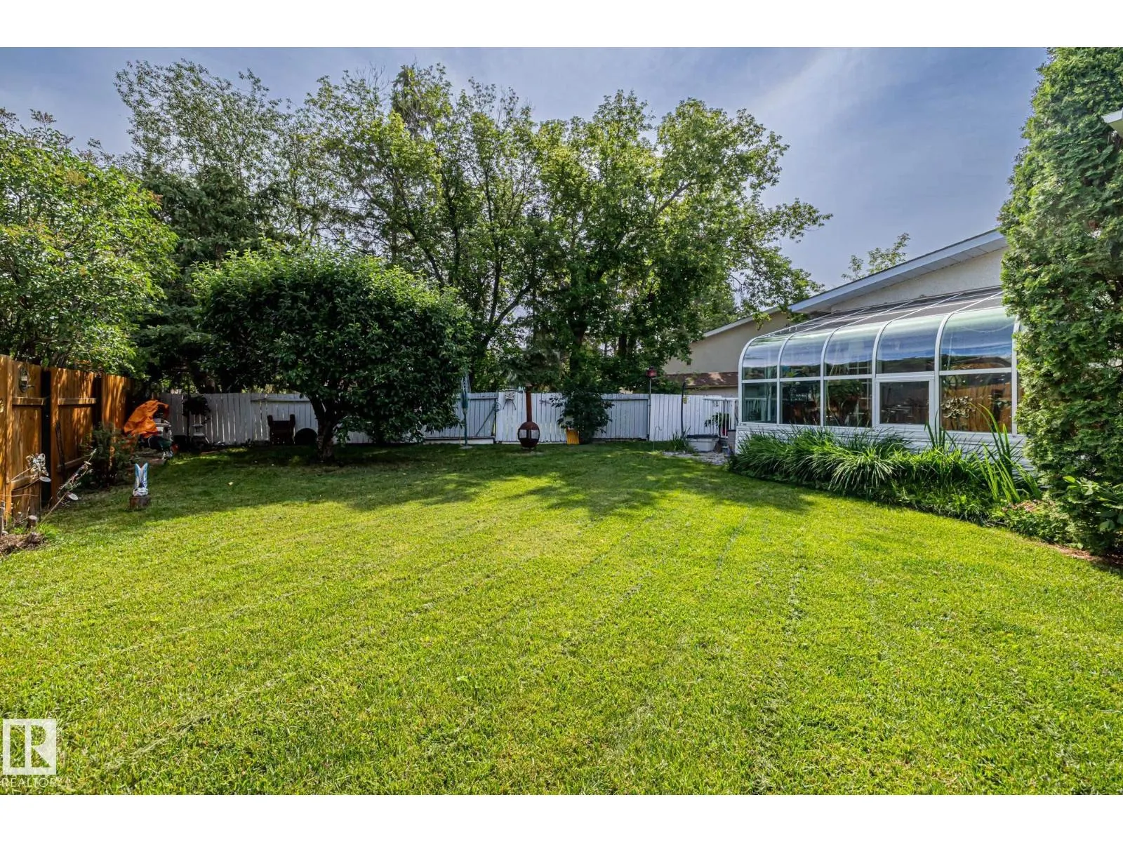12250 143 AV NW
