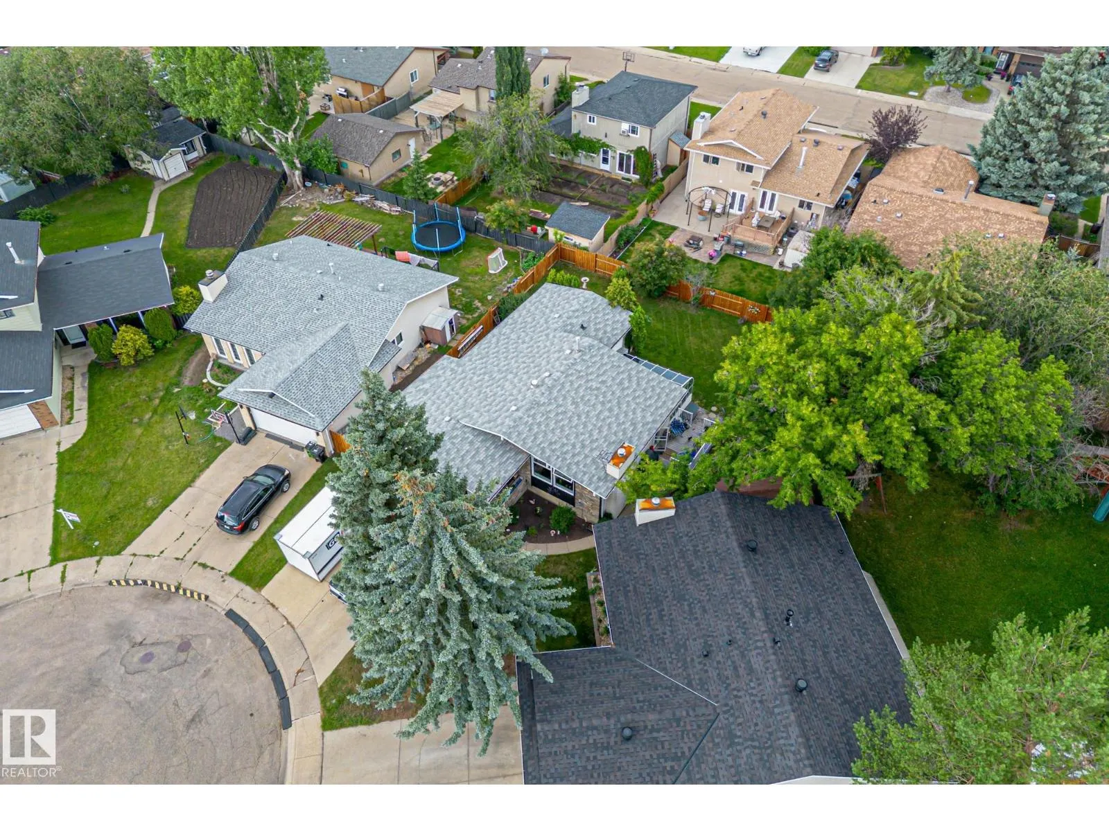 12250 143 AV NW