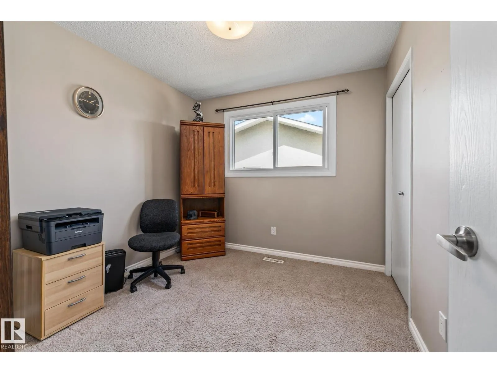 12250 143 AV NW