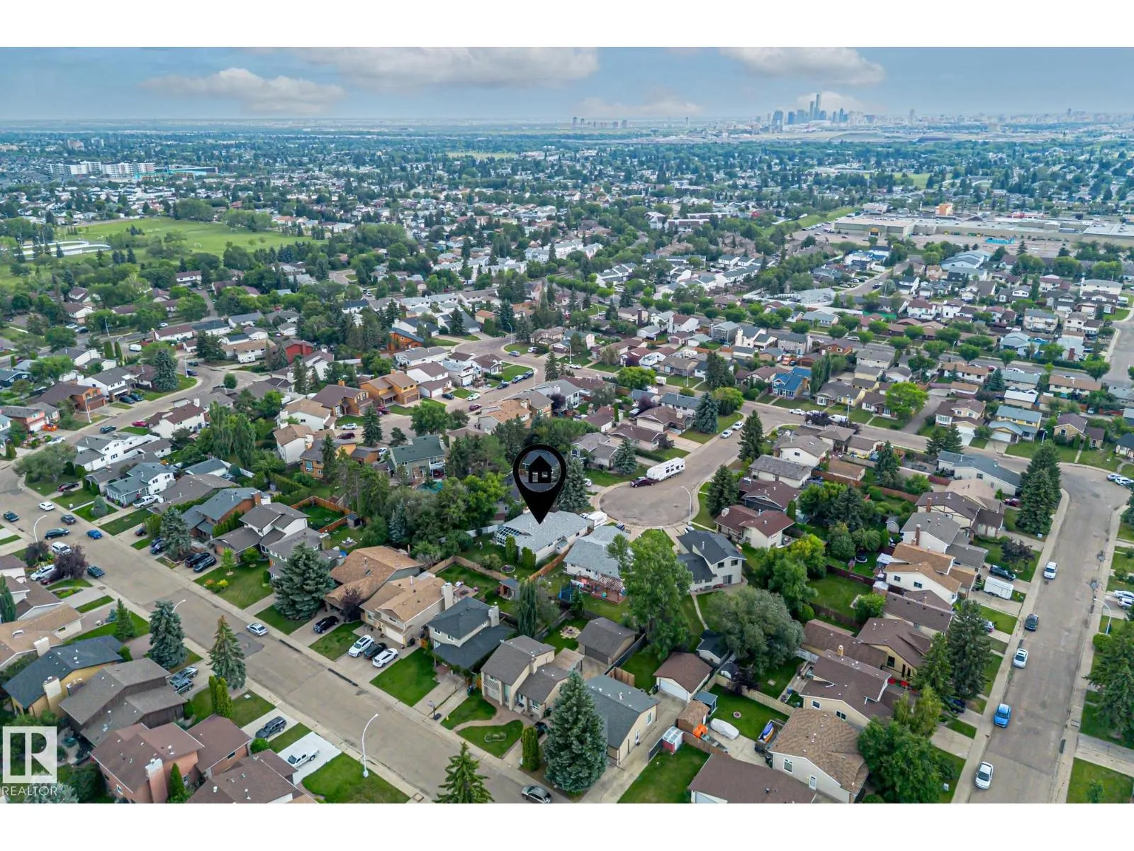 12250 143 AV NW