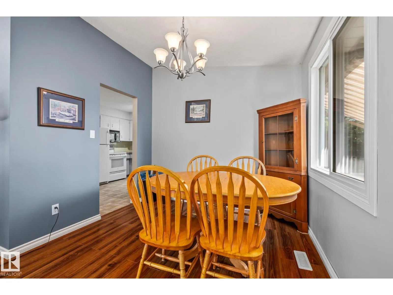 12250 143 AV NW