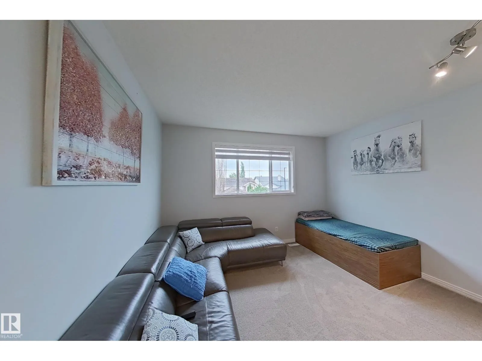 315 WILD ROSE WY NW