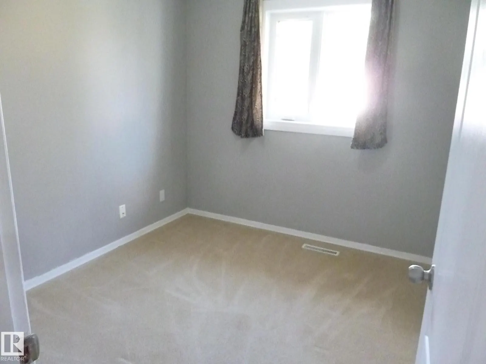 12836 107 ST NW