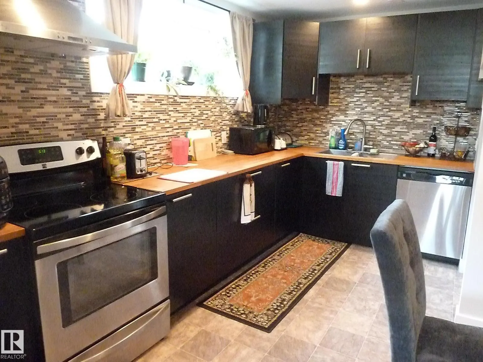 12836 107 ST NW