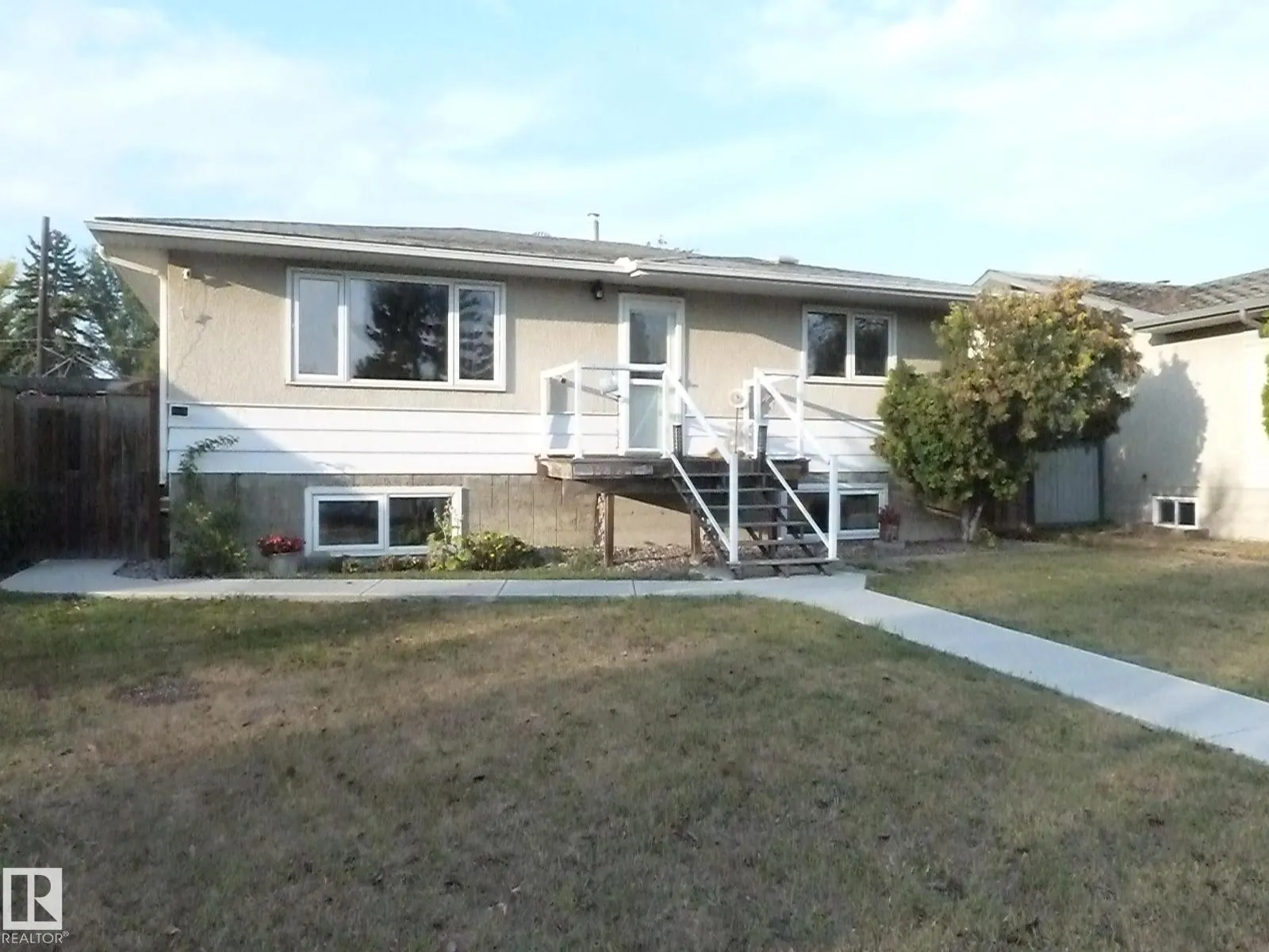12836 107 ST NW