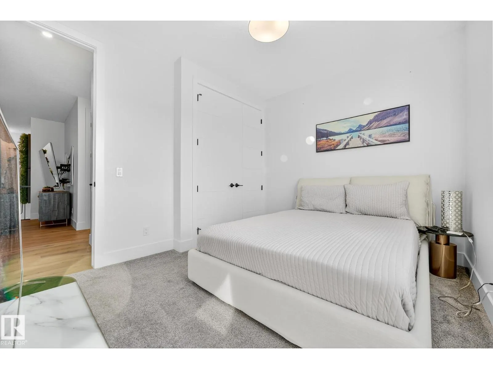 520 MERLIN LANDING LD NW
