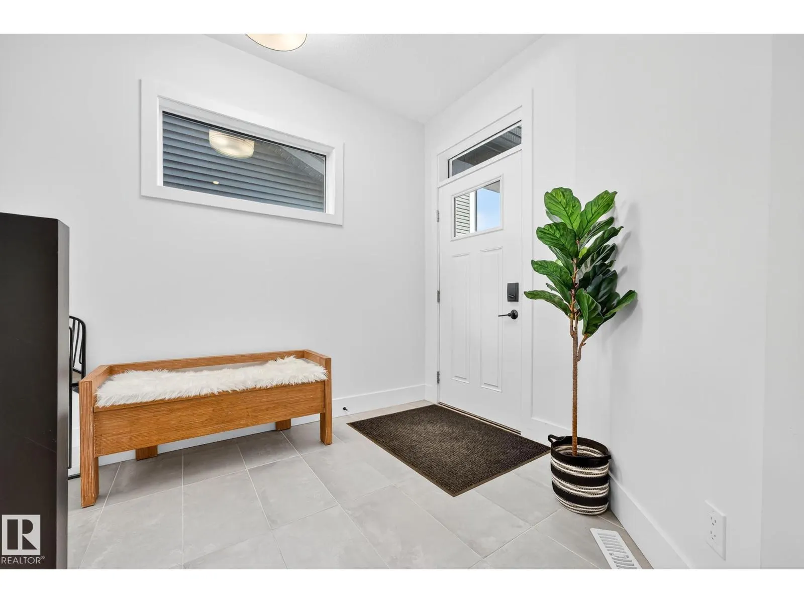 520 MERLIN LANDING LD NW