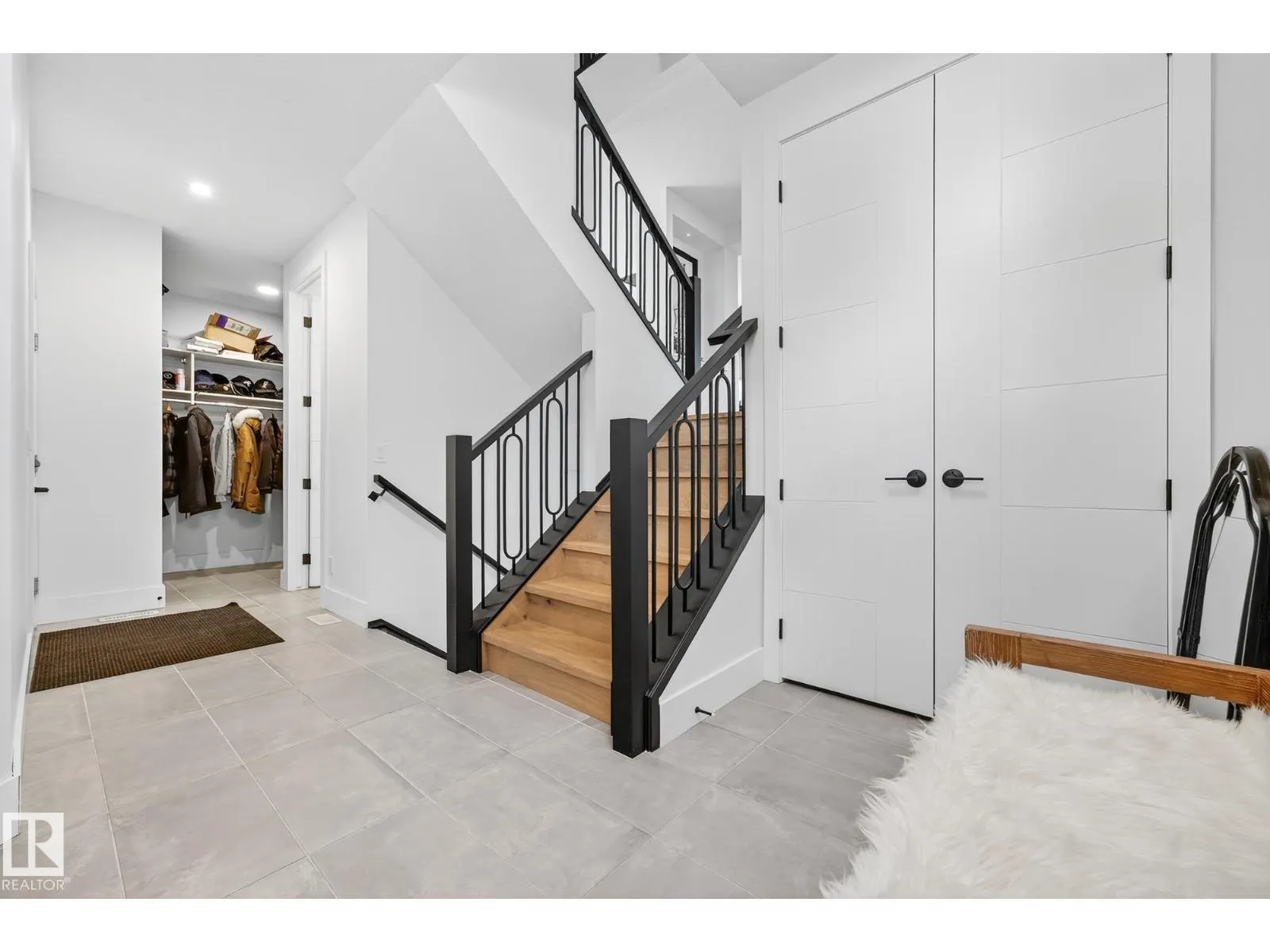 520 MERLIN LANDING LD NW