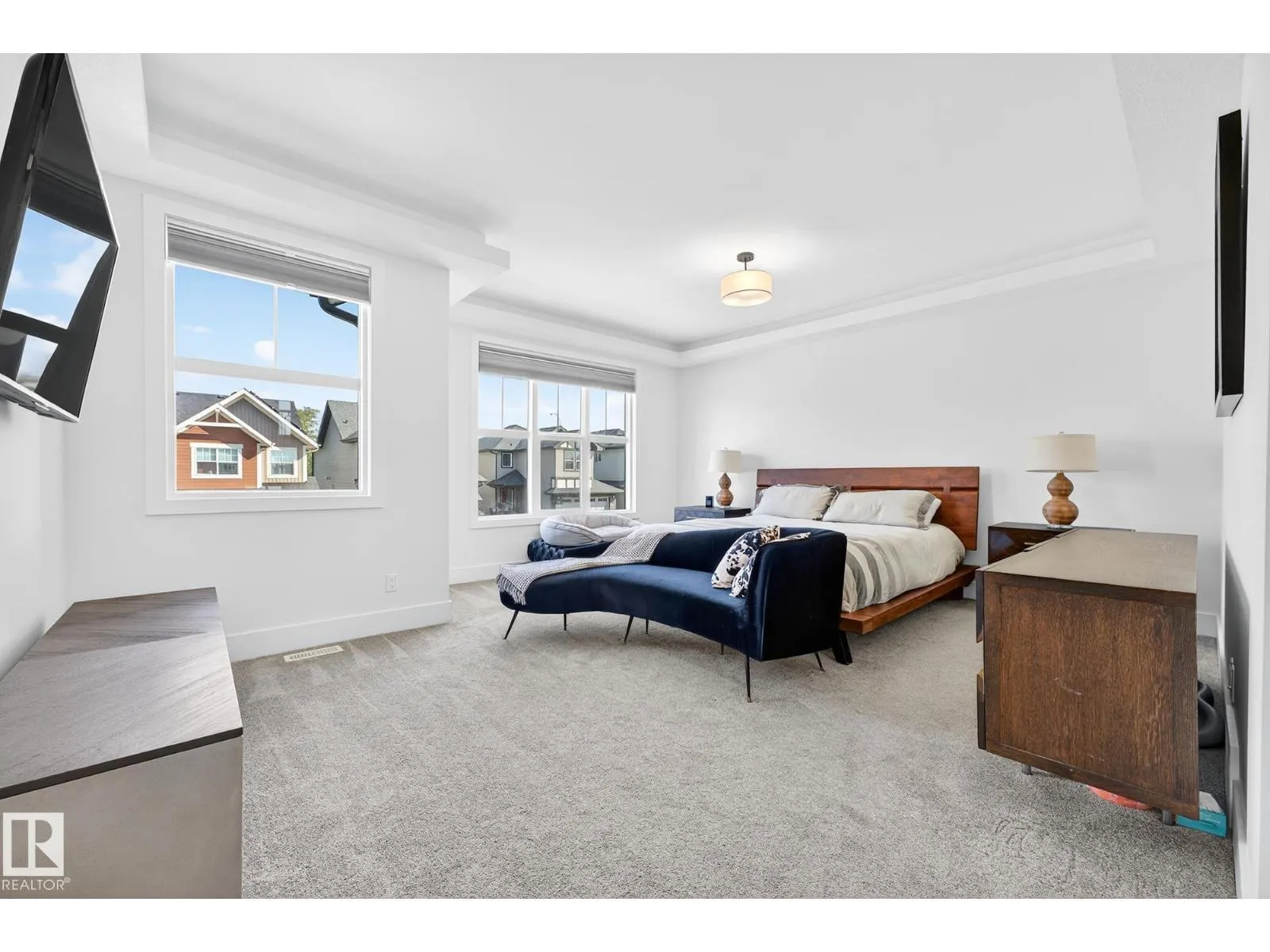 520 MERLIN LANDING LD NW
