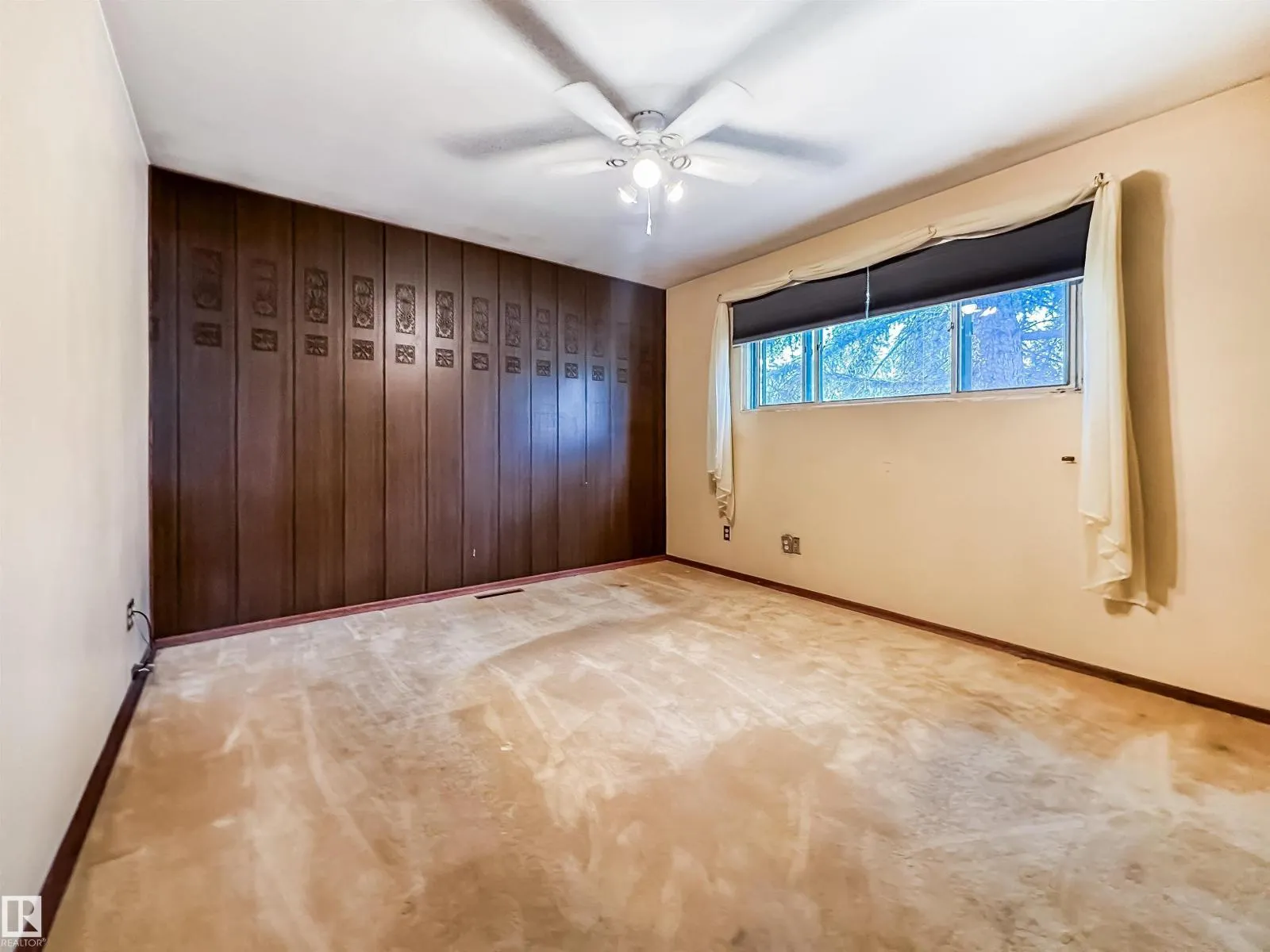 8126 150 ST NW