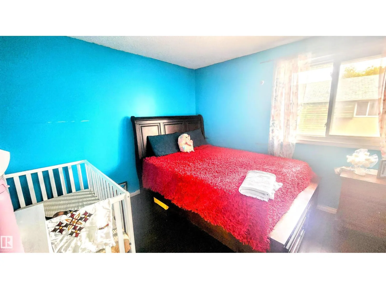 704 ABBOTTSFIELD RD NW