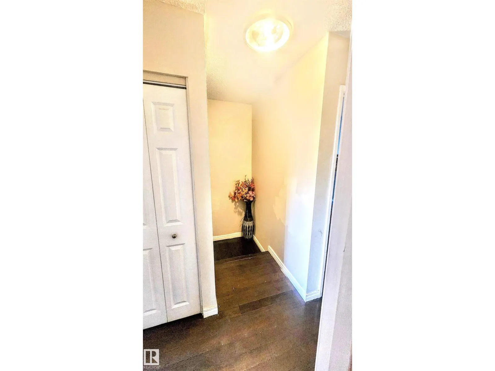 704 ABBOTTSFIELD RD NW