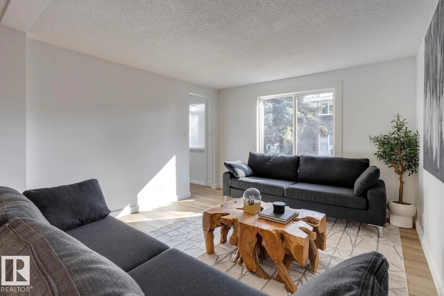 73 RIDGEWOOD TC