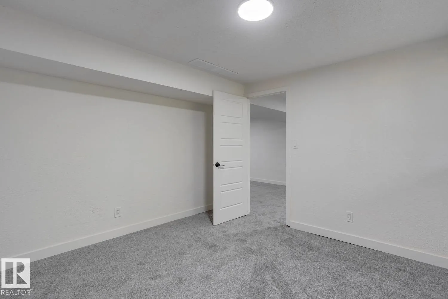 73 RIDGEWOOD TC