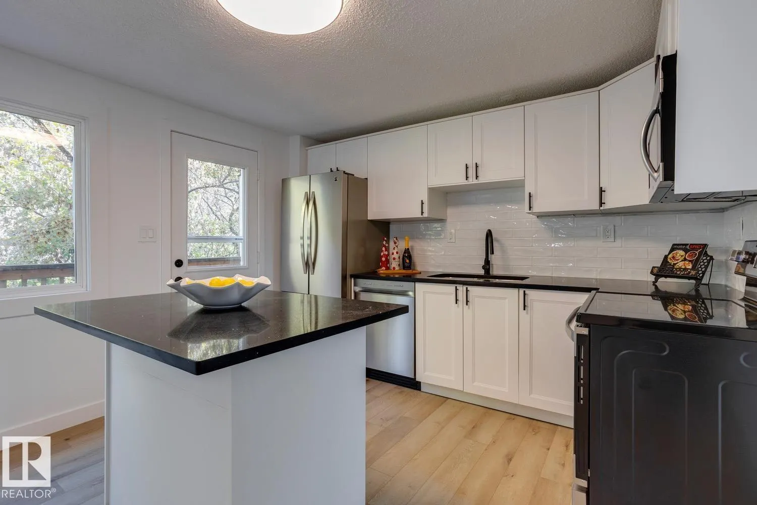 73 RIDGEWOOD TC
