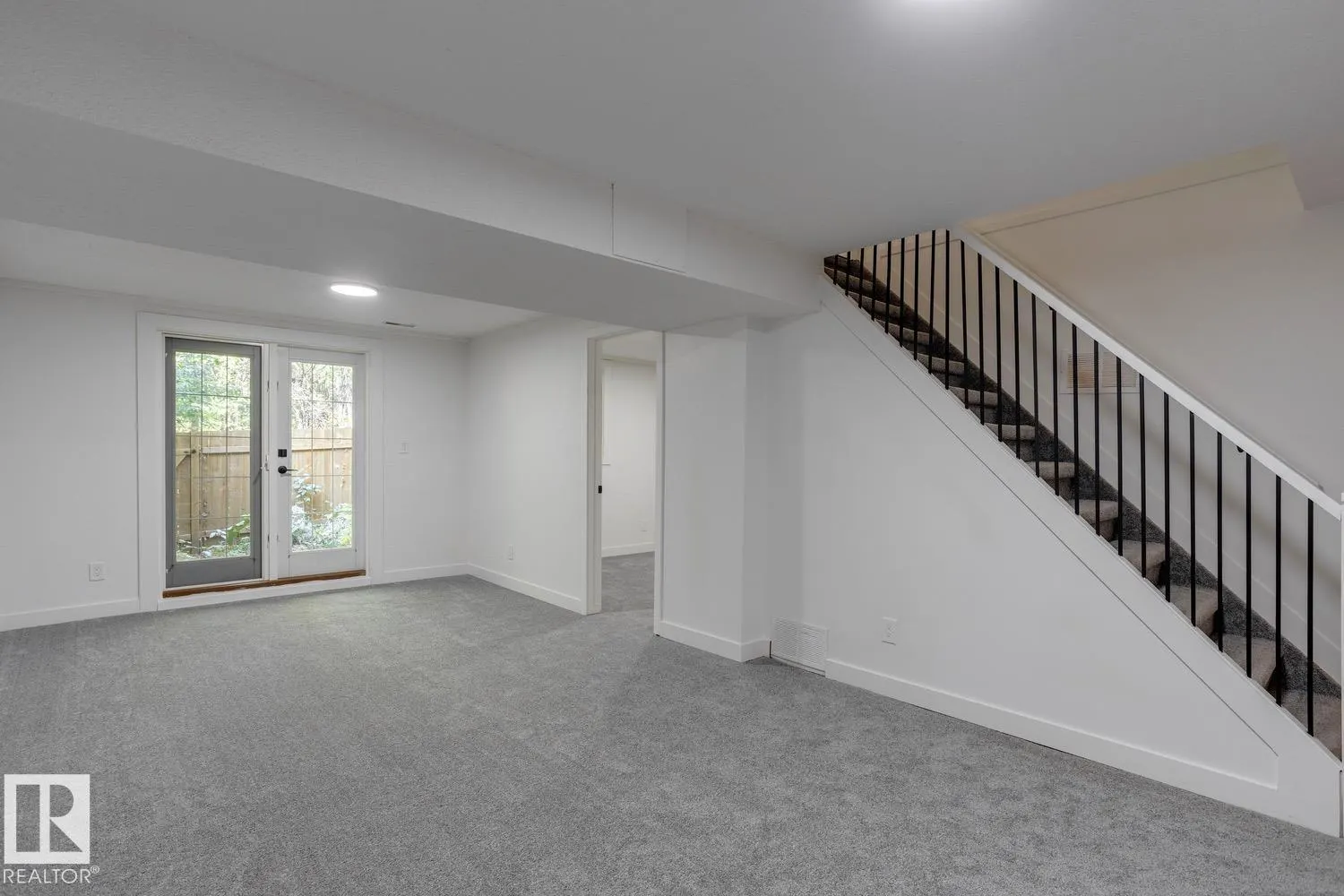 73 RIDGEWOOD TC