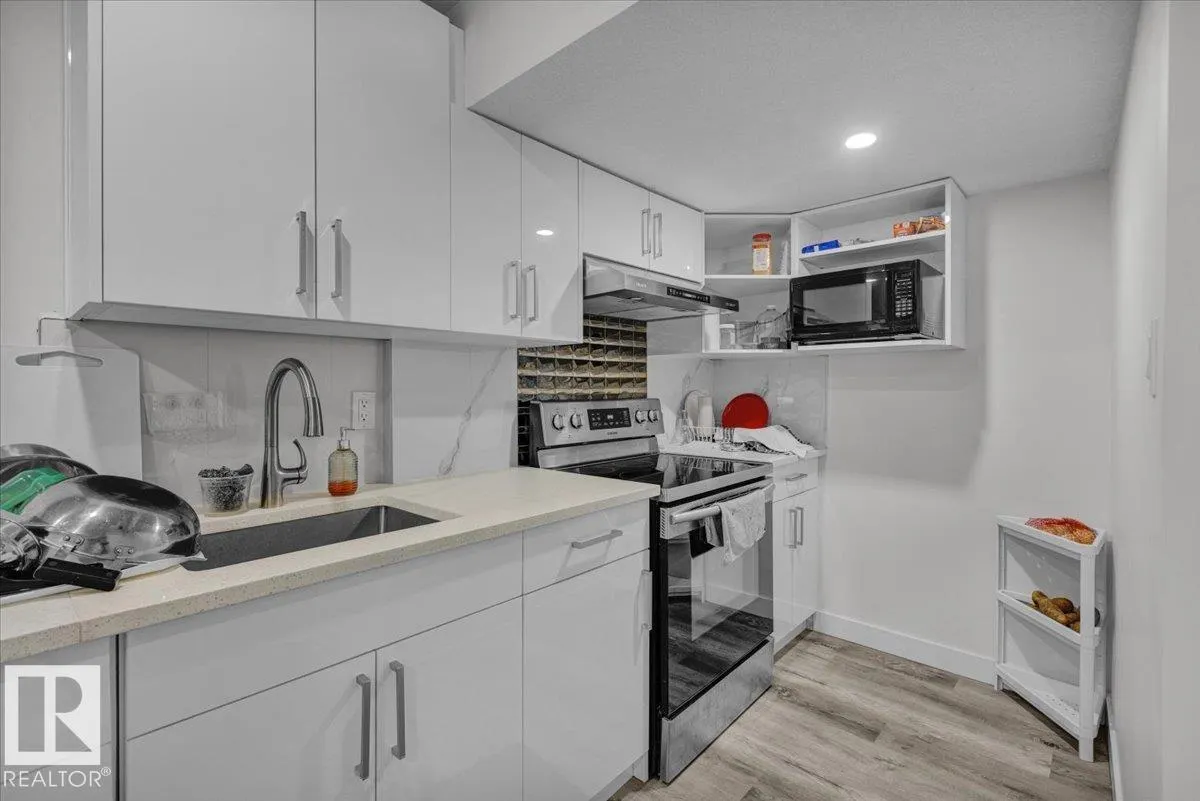 1730 27 ST NW