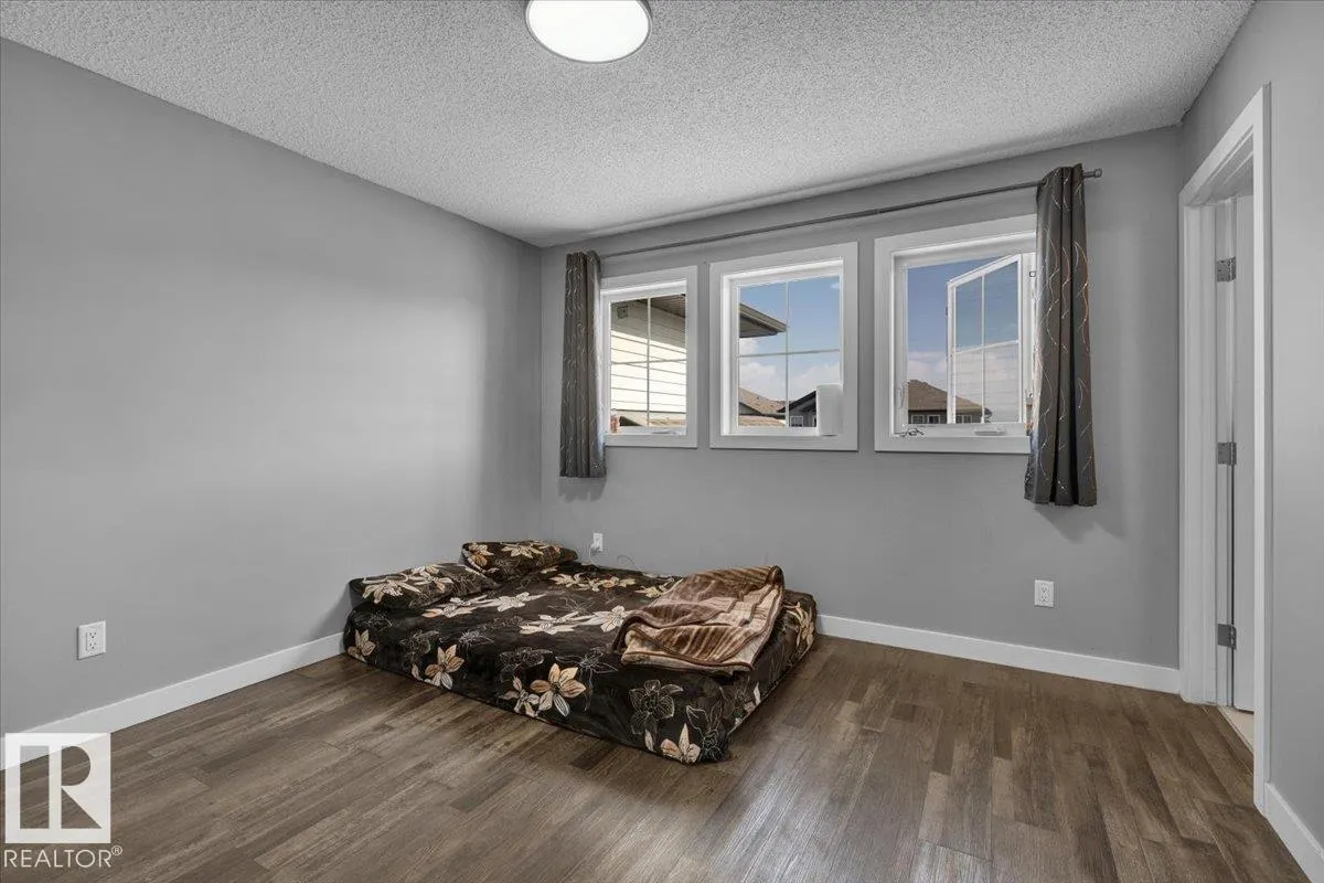 1730 27 ST NW