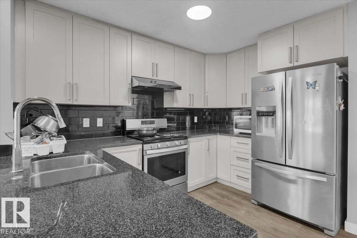 1730 27 ST NW