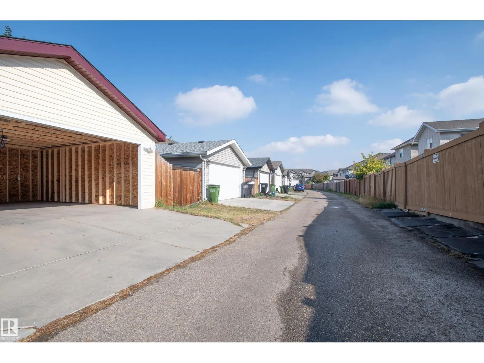 1065 MCCONACHIE BV NW