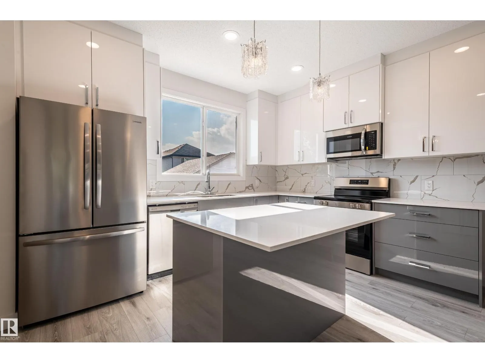 1065 MCCONACHIE BV NW