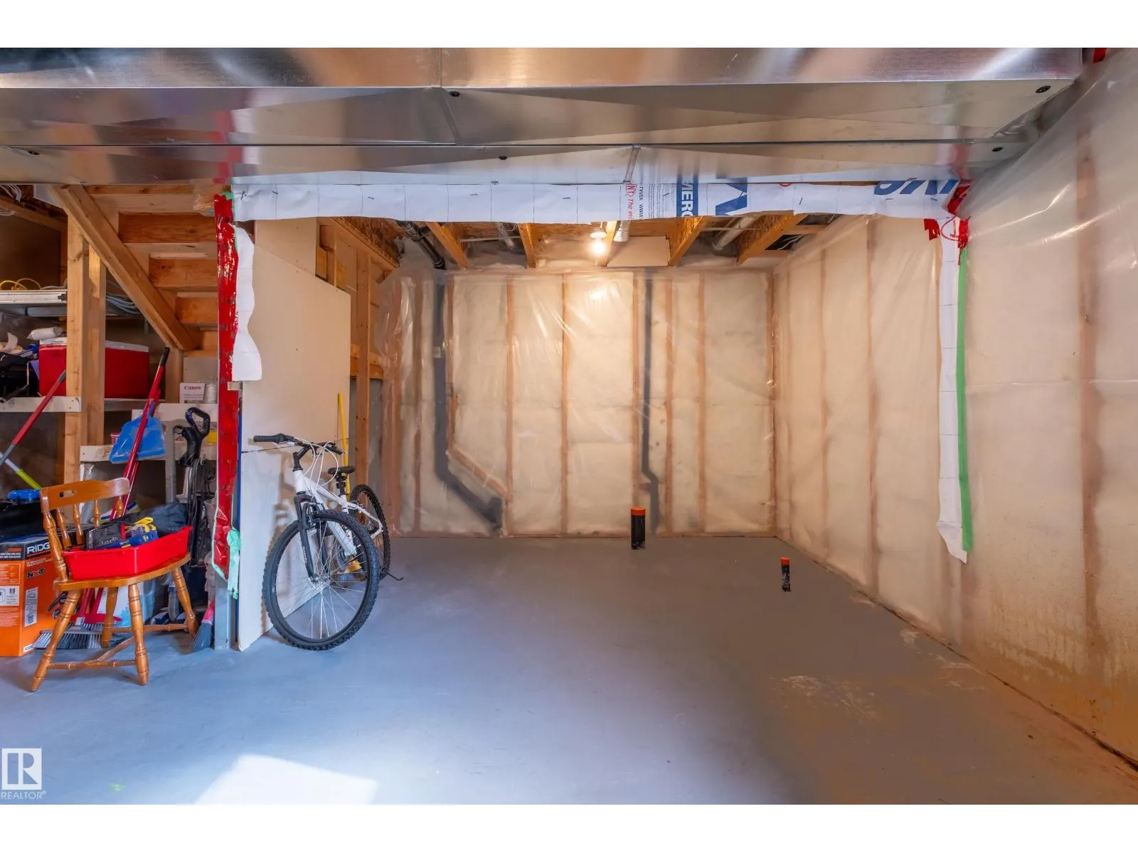 1065 MCCONACHIE BV NW