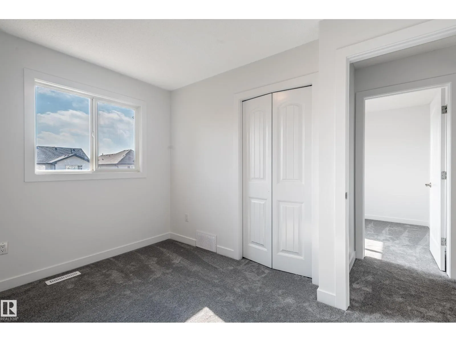 1065 MCCONACHIE BV NW