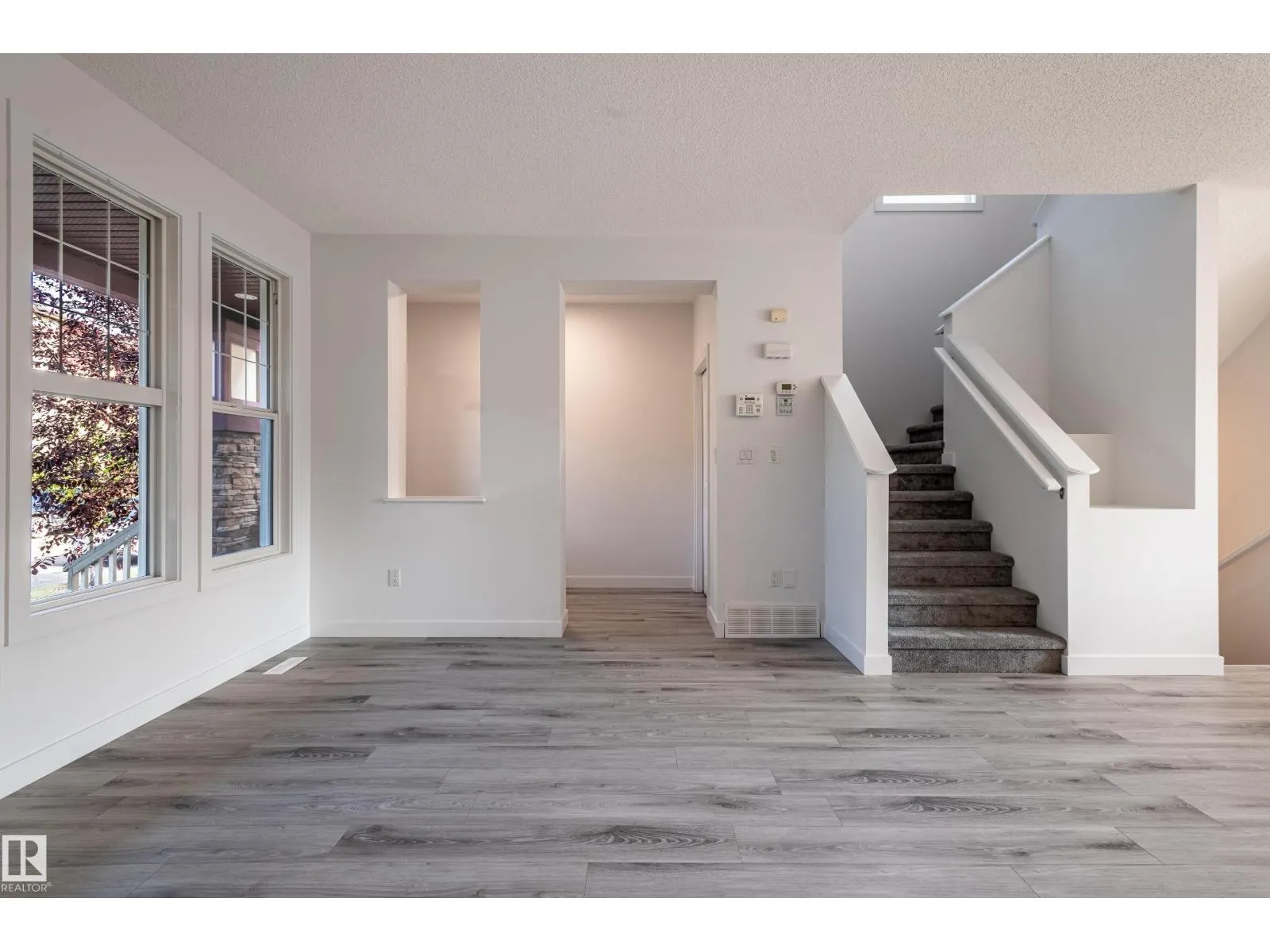 1065 MCCONACHIE BV NW
