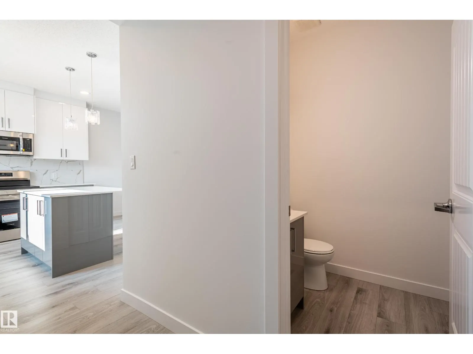 1065 MCCONACHIE BV NW
