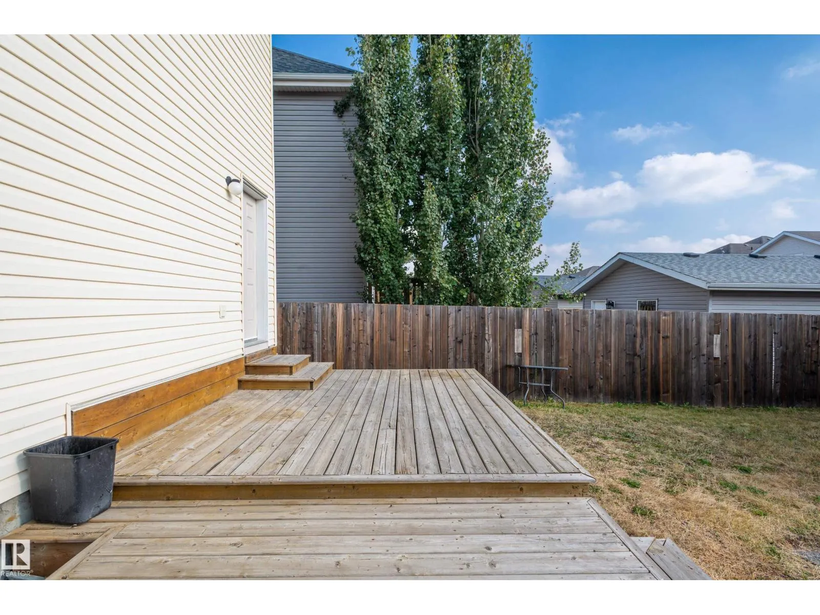 1065 MCCONACHIE BV NW
