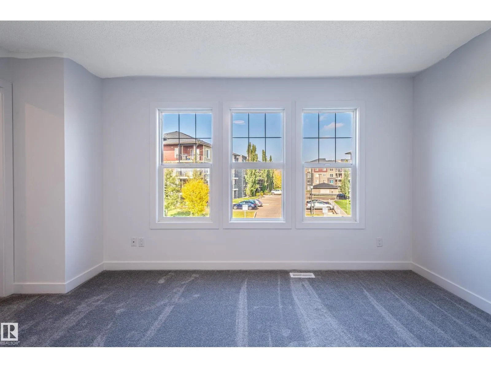 1065 MCCONACHIE BV NW
