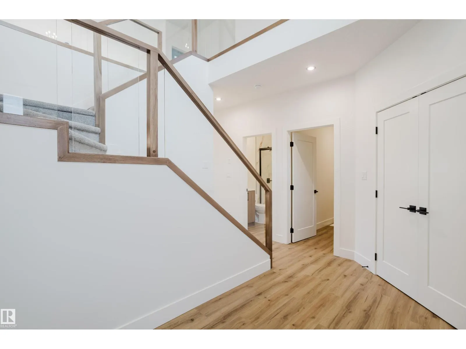 21112 26 AV NW