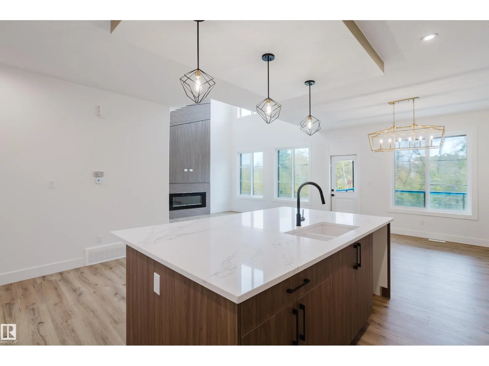 21112 26 AV NW
