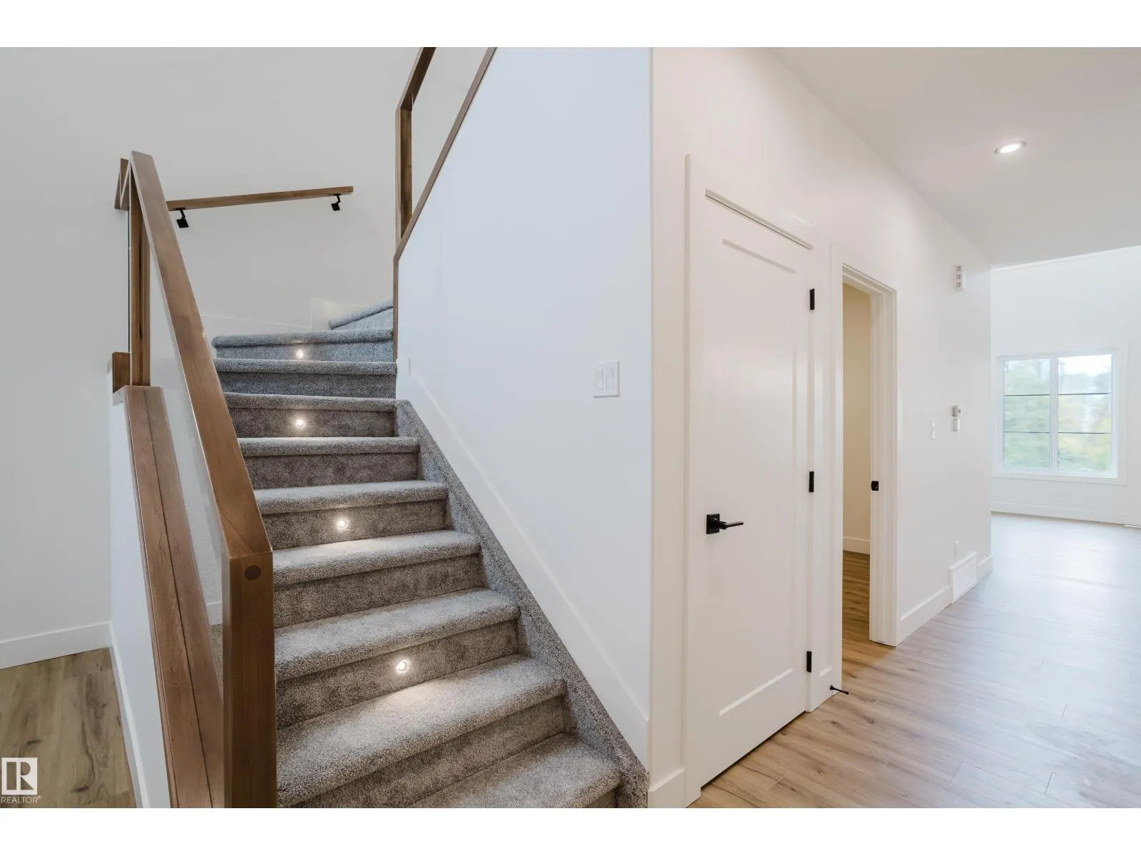 21112 26 AV NW