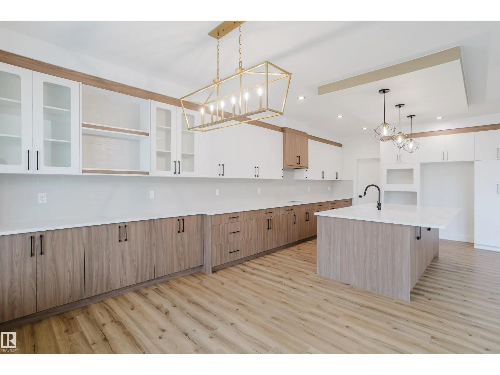 21112 26 AV NW