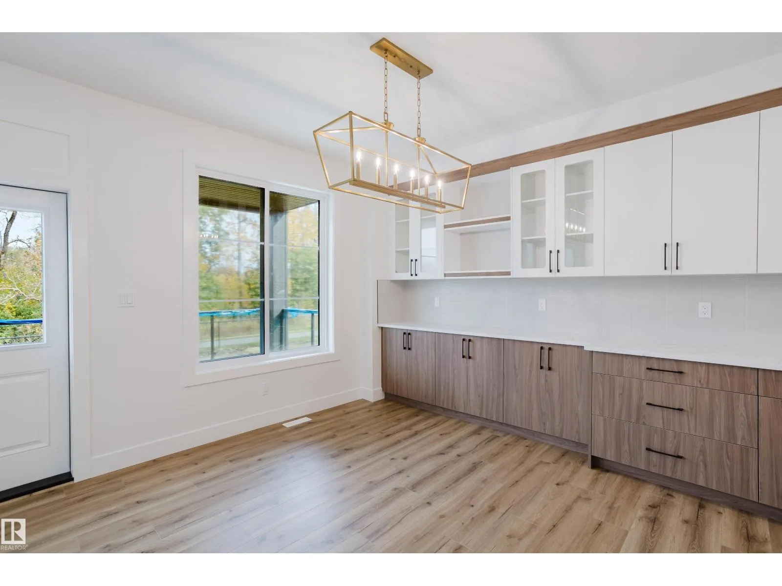 21112 26 AV NW