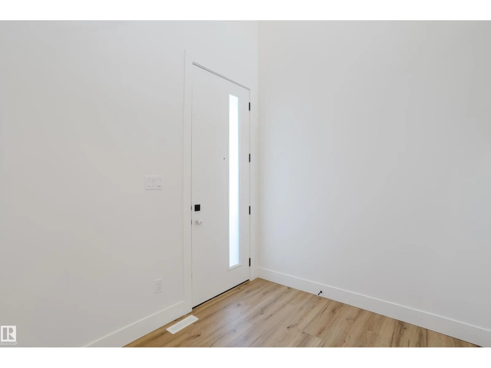 21112 26 AV NW