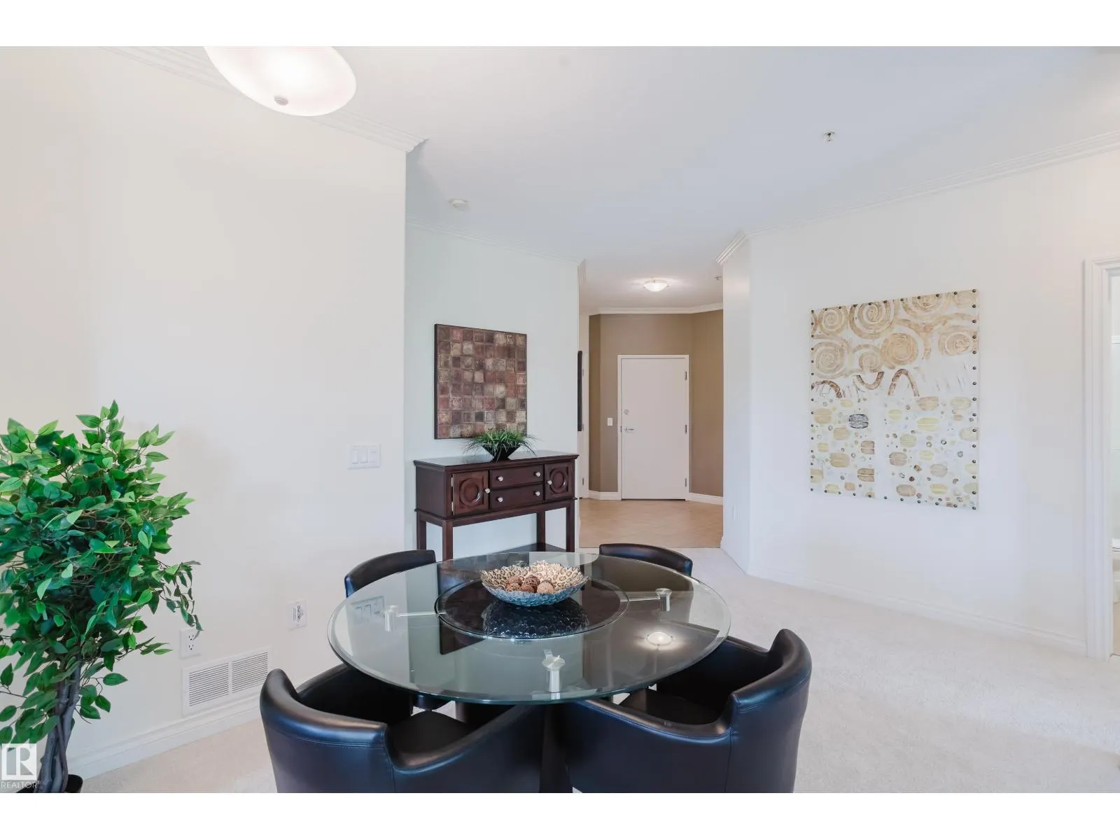 #402 14205 96 AV NW