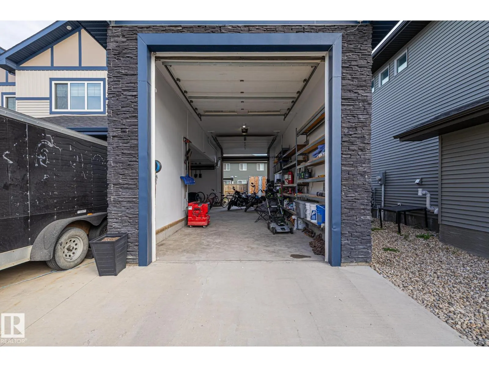 568 MERLIN LANDING LD NW
