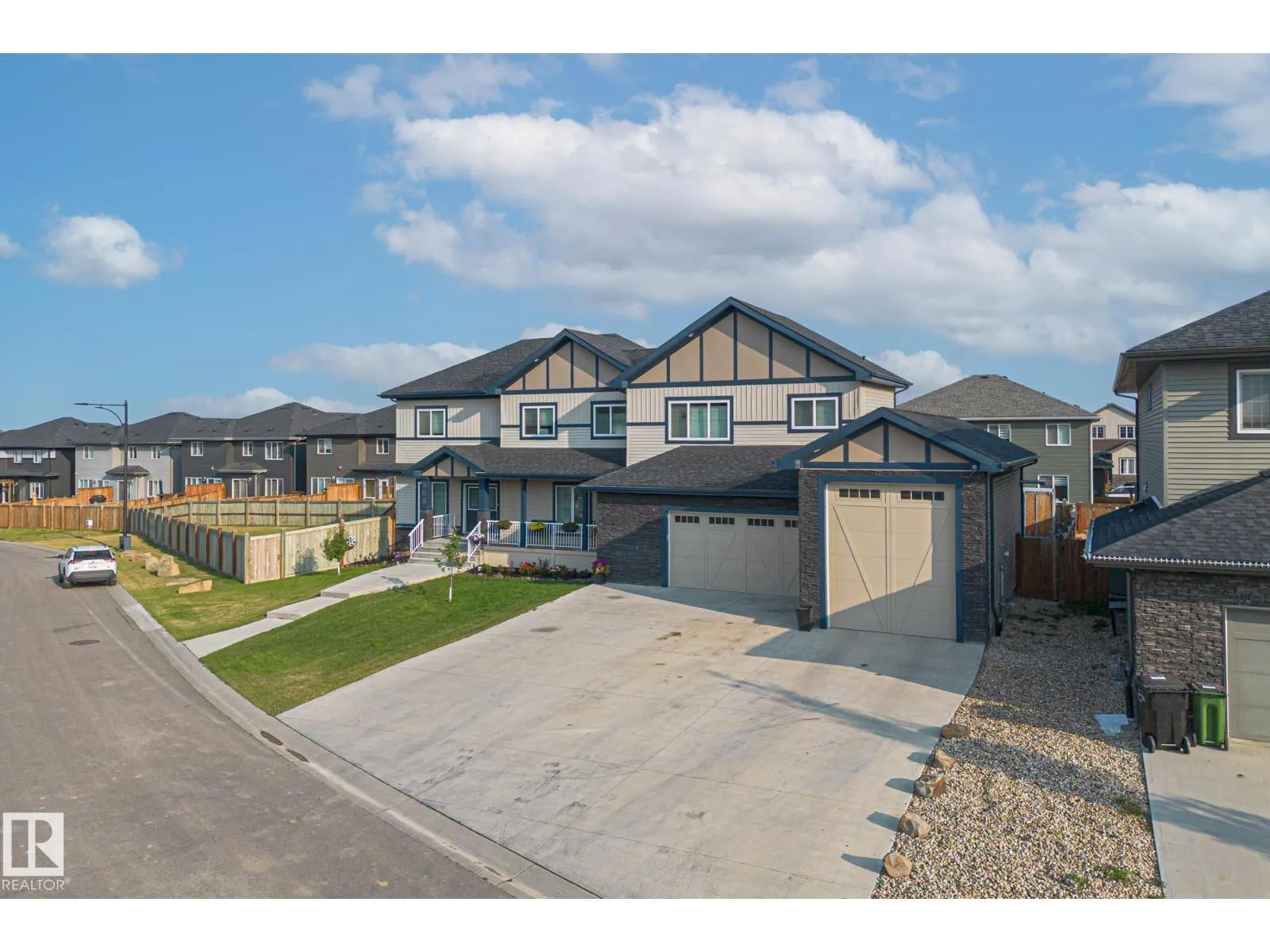 568 MERLIN LANDING LD NW
