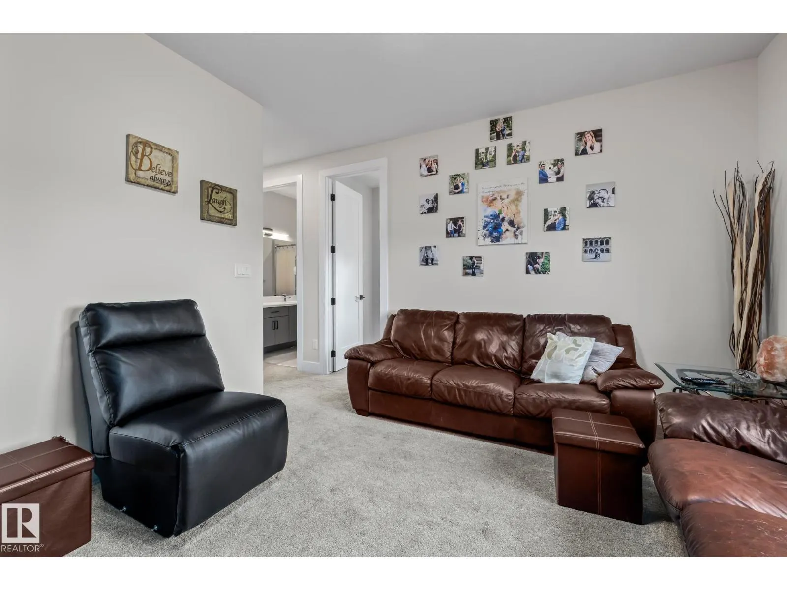 568 MERLIN LANDING LD NW