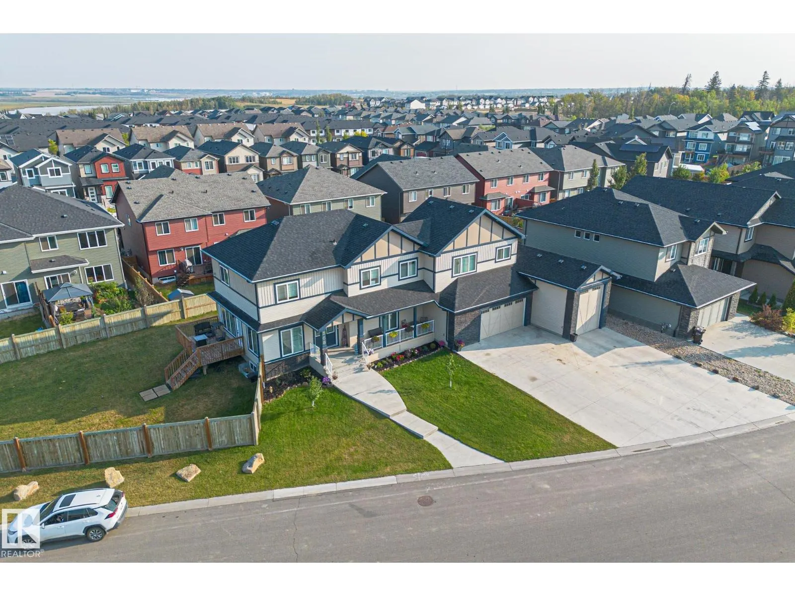 568 MERLIN LANDING LD NW