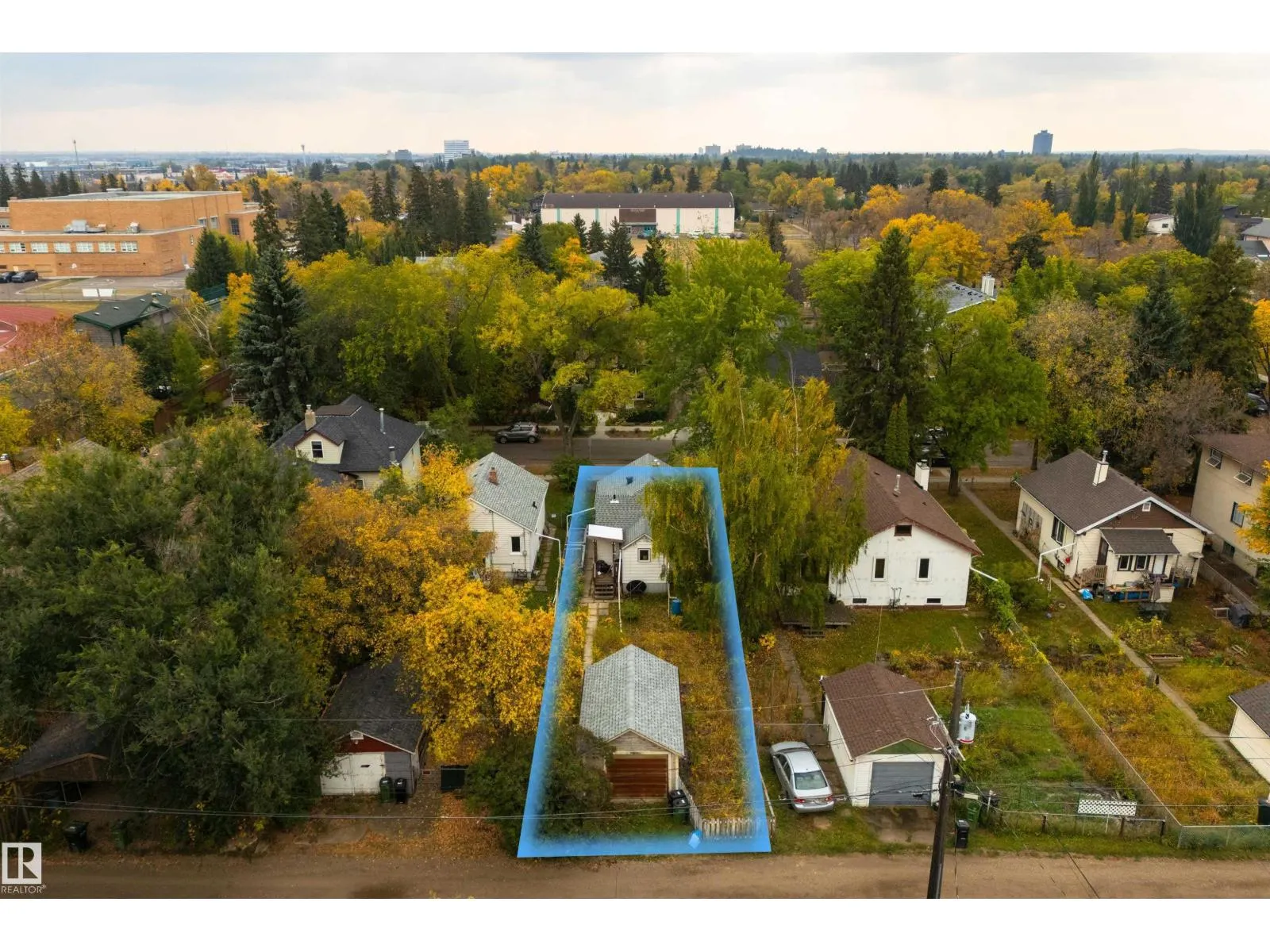 10516 74 AV NW