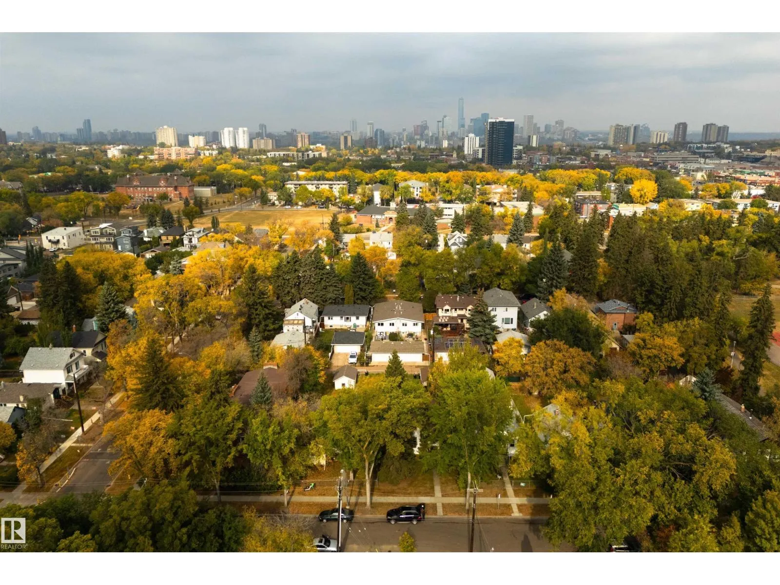 10516 74 AV NW