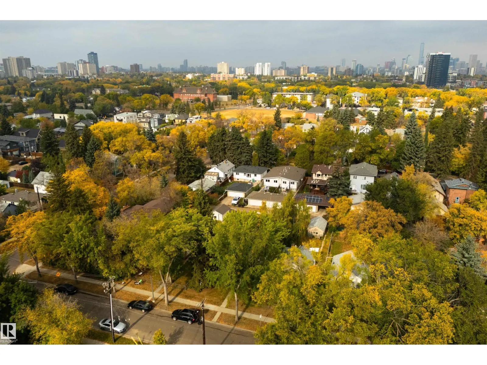 10516 74 AV NW