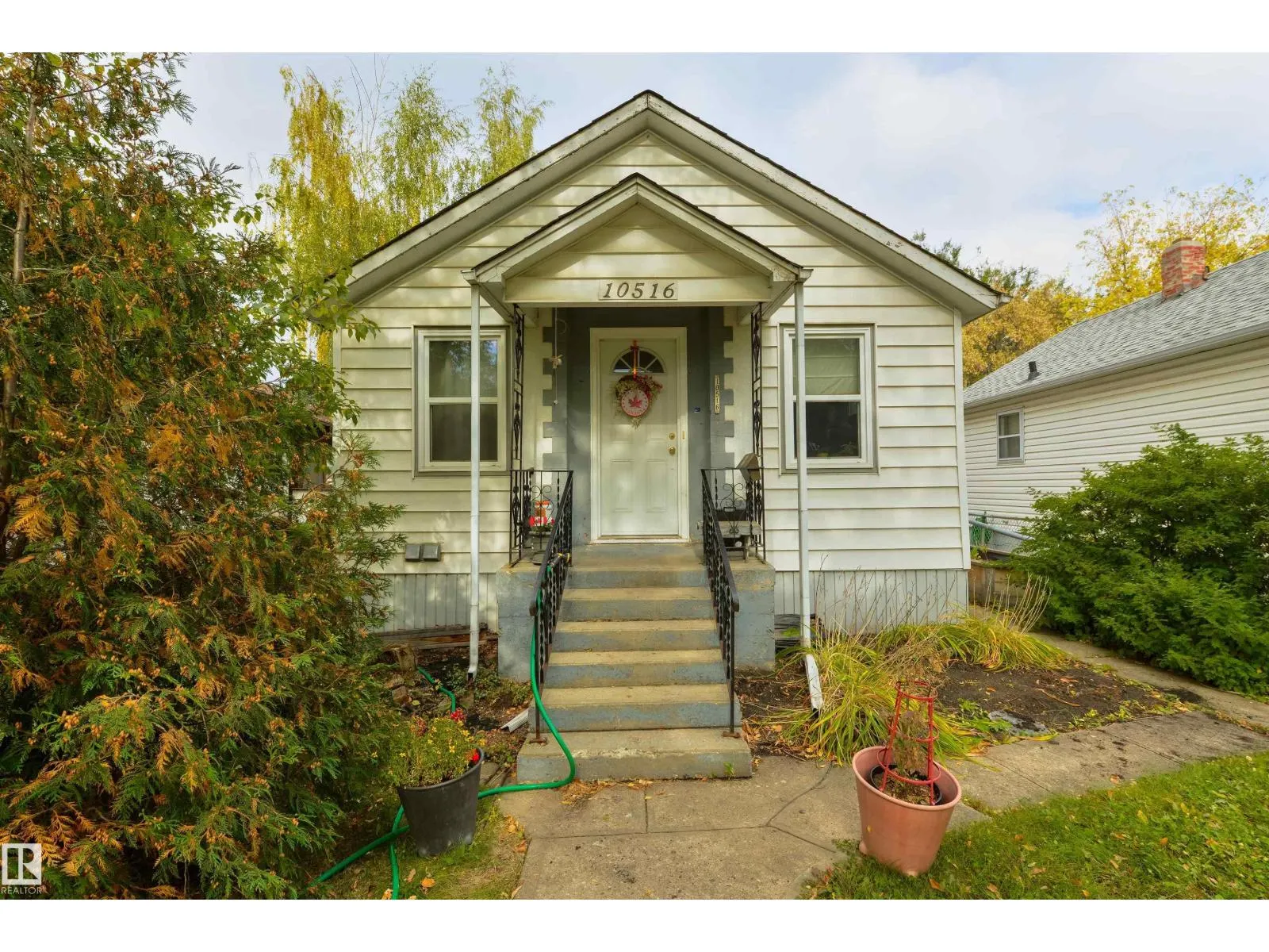 10516 74 AV NW