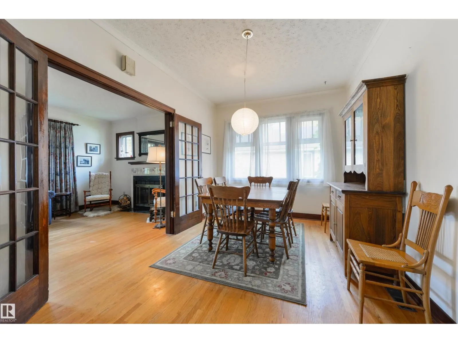 10520 74 AV NW